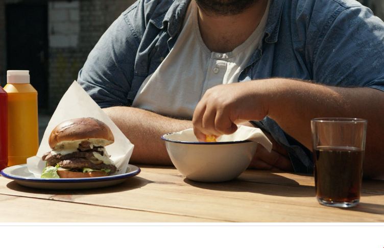 Что приводит к  ожирению печени