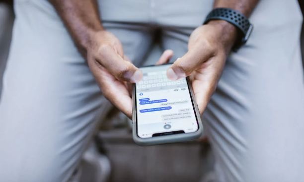 В Казахстане расследуют пропаганду суицида в Telegram-каналах