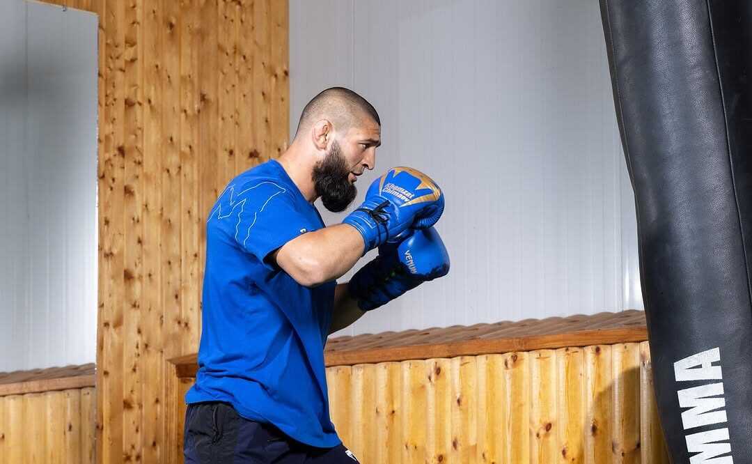 Глава UFC объявил претендентов на пояс Хамзата Чимаева