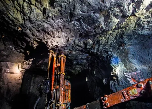 Гибель горняков: вице-премьер Казахстана запретил работать в шахте до конца расследования