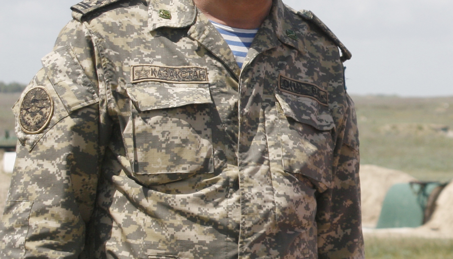 Сержант в Актау заставил солдат есть сигаретные окурки