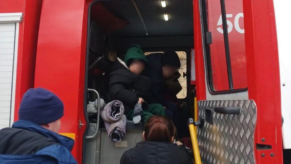 В Актобе спасли 6 человек из пожара