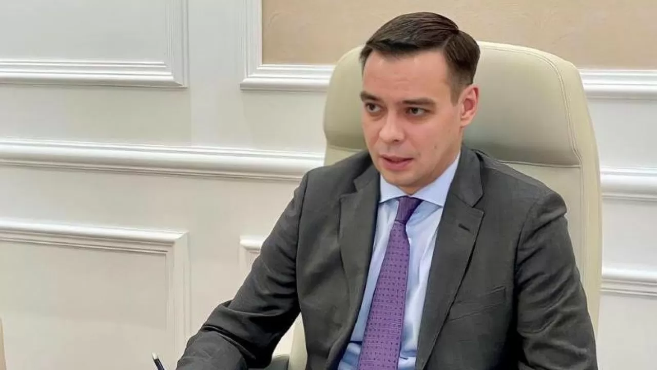 Мошенники научились подделывать голос омбудсмена Артура Ластаева