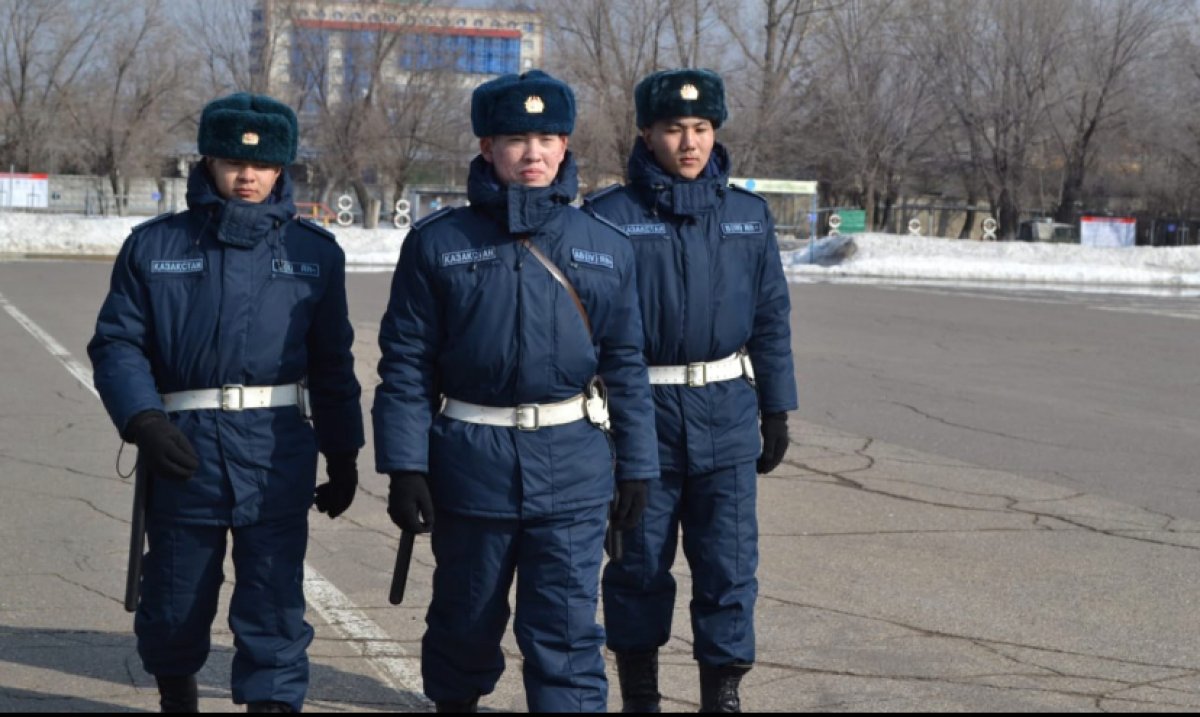 В Уральске сотрудники Нацгвардии остановили драку подростков