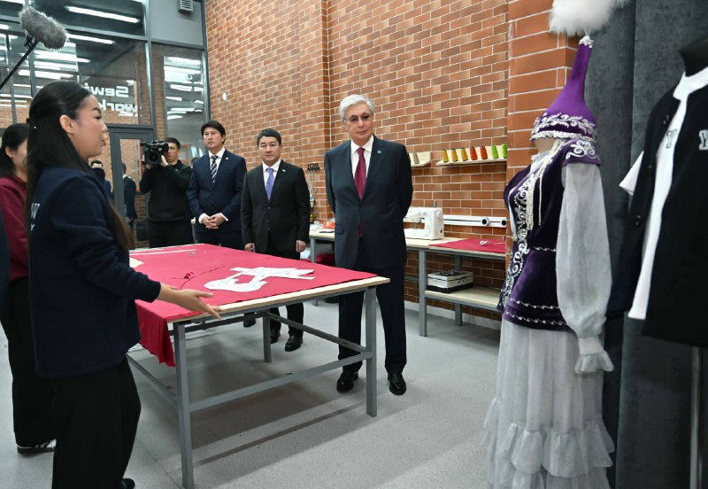 Глава государства посетил Yessenov Technopark