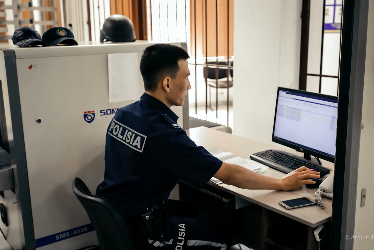 Разыскиваемого Интерполом мужчину помогли задержать камеры