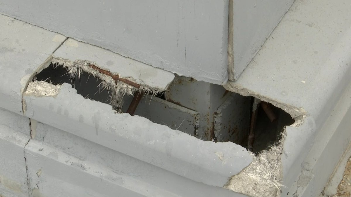 Новый парк за 200 млн тенге разрушается в Актюбинской области