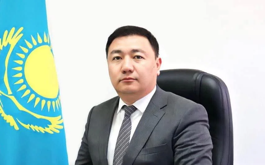 От должности освобожден аким района Шымкента