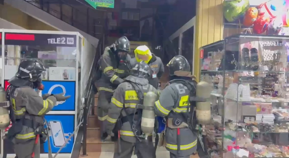 Торговый дом условно тушили в Усть-Каменогорске