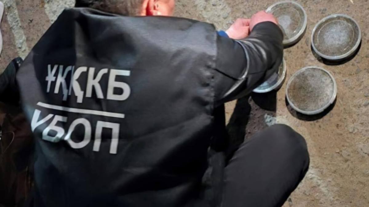 В Атырау полицейские изъяли более двух кг черной икры