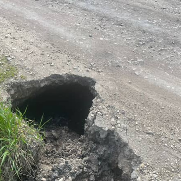 Жительница СКО показала реальное состояние дорог в регионе