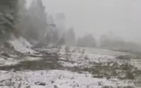 Снег выпал в Риддере