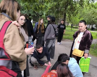 Самокатчик снесла 55-летнюю алматинку и скрылась с места ДТП