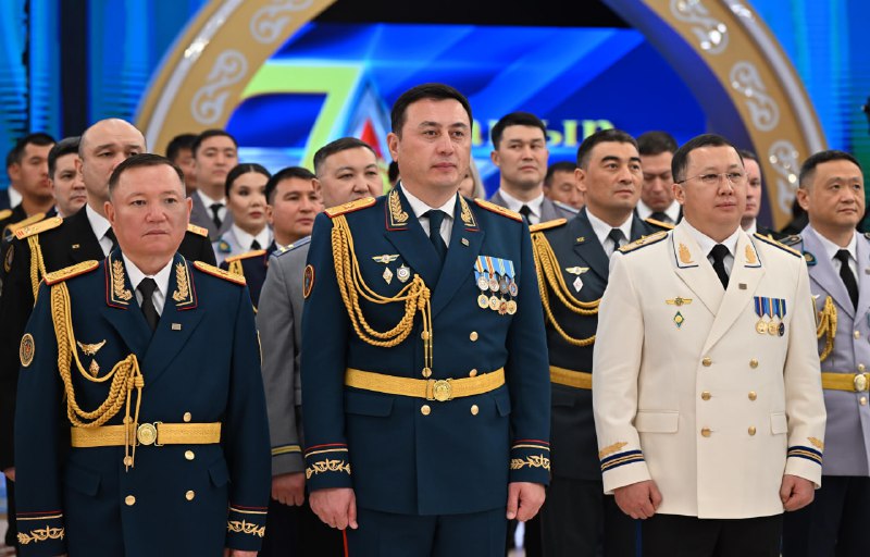 Государство уделяет особое внимание укреплению потенциала Вооруженных сил - Токаев