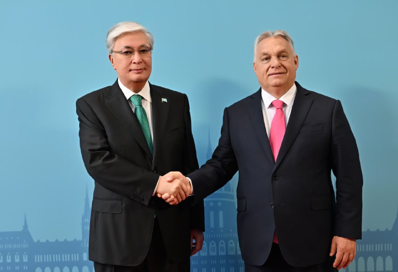 Касым-Жомарт Токаев прибыл в павильон Vаrkert Bazar в Будапеште для участия в саммите