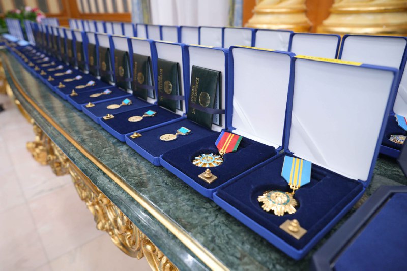 Президент подписал Указ О награждении государственными наградами Республики Казахстан