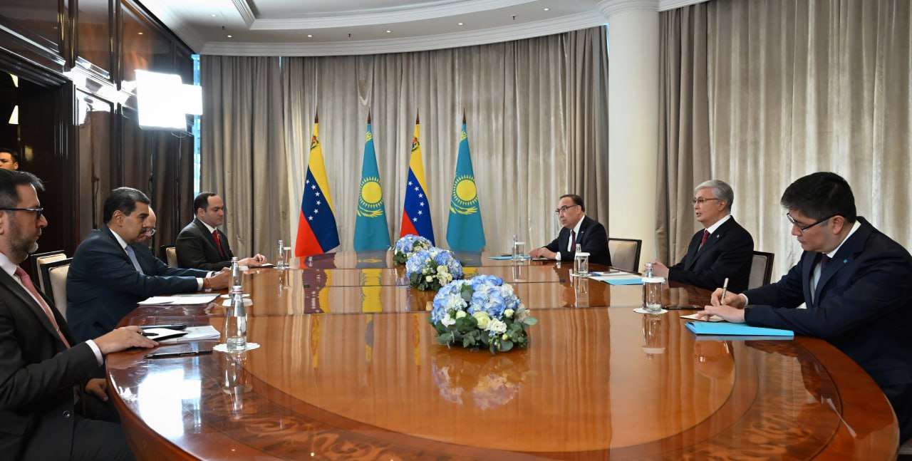 Касым-Жомарт Токаев встретился с президентом Венесуэлы Николасом Мадуро