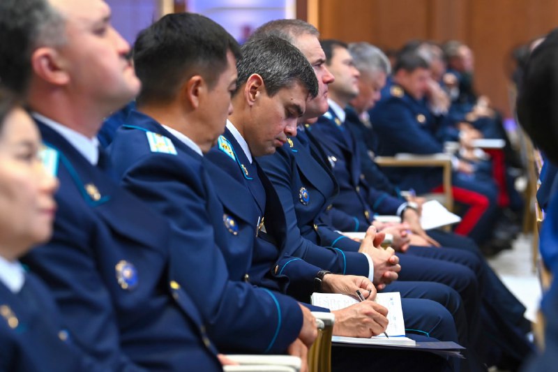 Еще одна серьезная проблема – мошенники заманивают людей в свои схемы по отмыванию и выводу денег