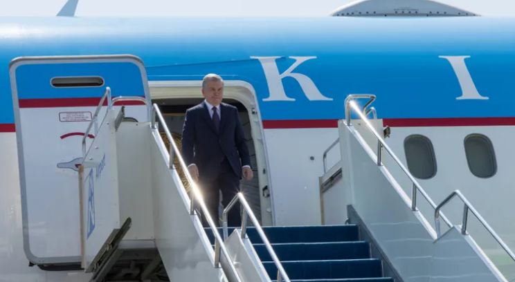 Президент Узбекистана Шавкат Мирзиёев прибыл в Астану