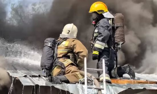 В Алматы произошел крупный пожар