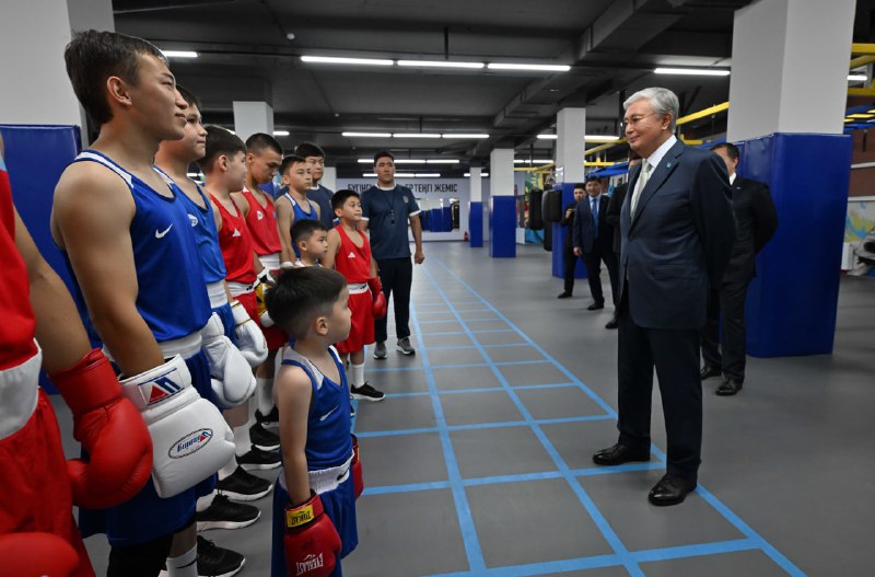 Касым-Жомарт Токаев осмотрел спортивный комплекс имени Бекзата Саттарханова в Астане