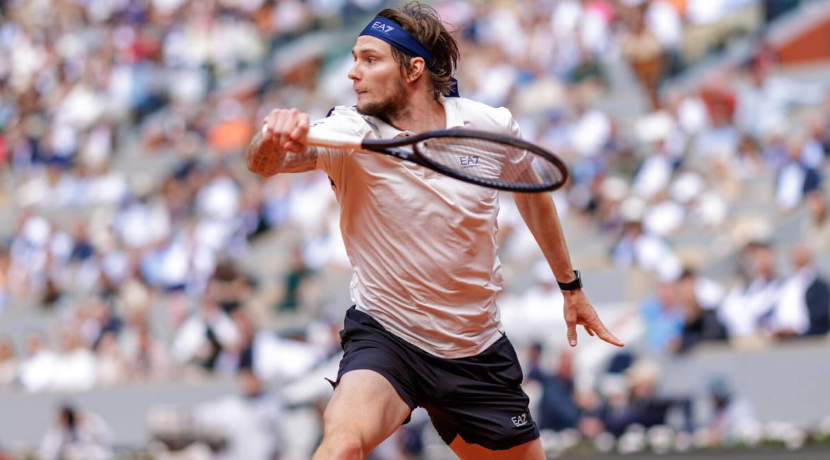 Александр Бублик выиграл турнир АТР 250 в Швейцарии