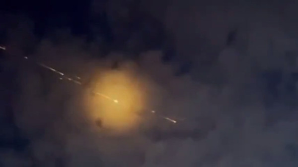 Загадочные огни в небе над Казахстаном: что это было, раскрыл астроном