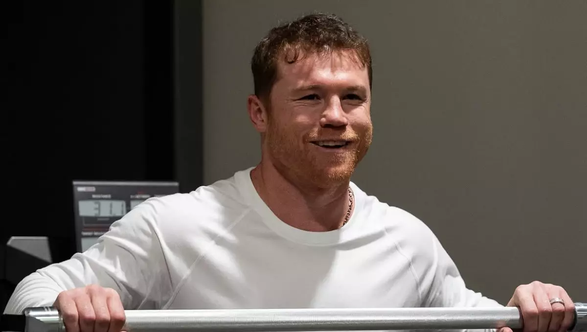 Канело признал силу Головкина и сравнил с Мейвезером