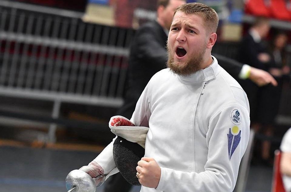 Казахстанец выбил олимпийского чемпиона, но остался без золота