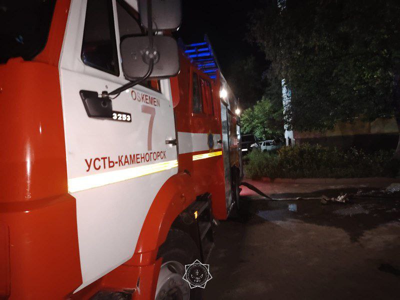 В Усть-Каменогорске при пожаре эвакуировали 16 человек