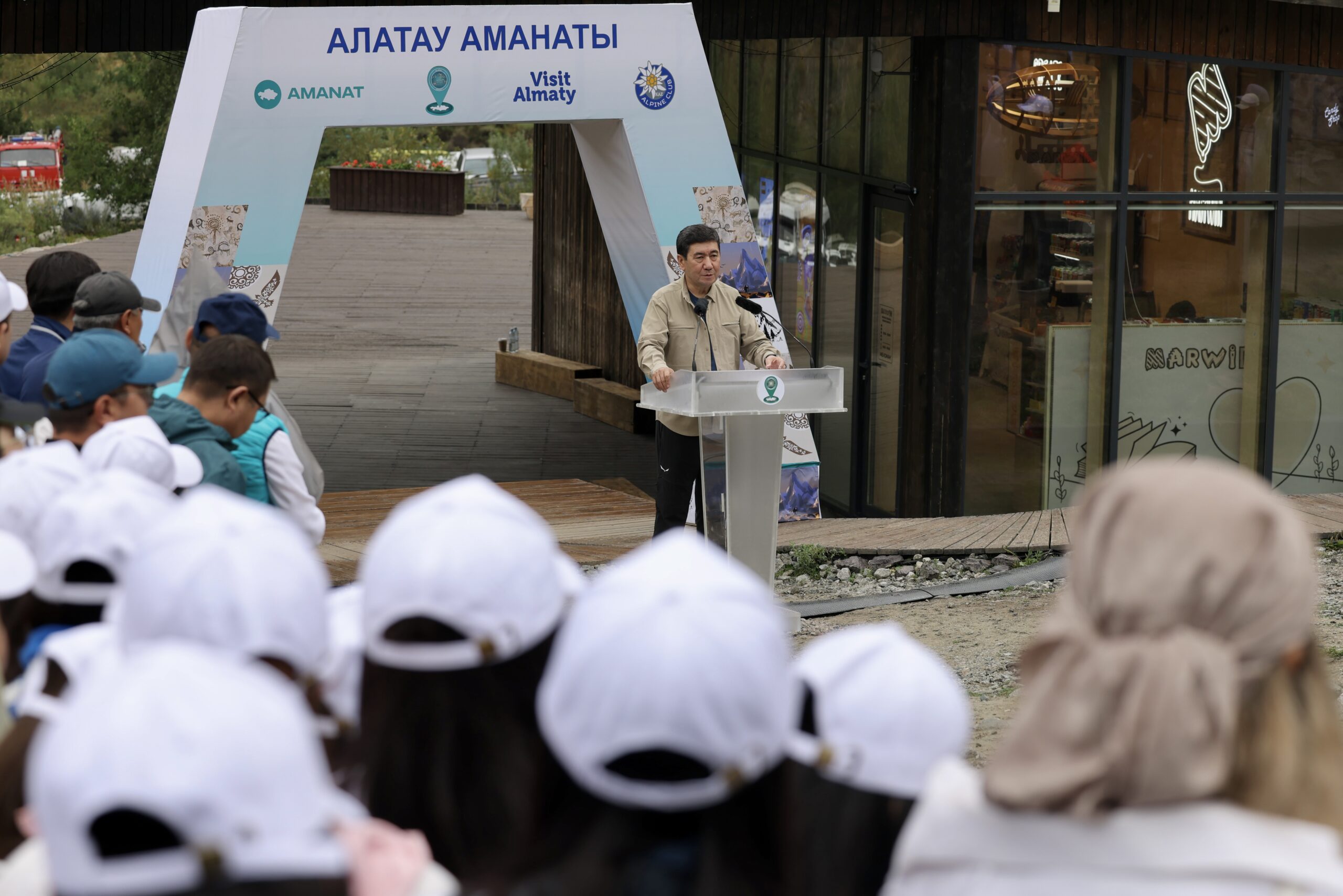 Партия AMANAT взялась за развитие горного туризма