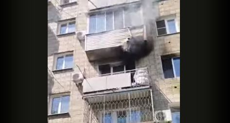 В Усть-Каменогорске в девятиэтажном жилом доме произошел пожар