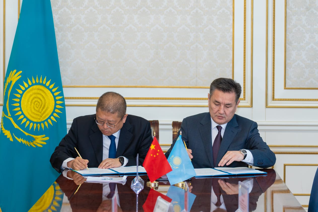 В Восточном Казахстане подписан меморандум о сотрудничестве в сфере переработки промышленных отходов