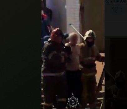 Мужчину спасли из задымленной квартиры в Костанае