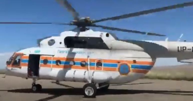 Вертолет привлекли для оказания экстренной помощи женщине в ВКО