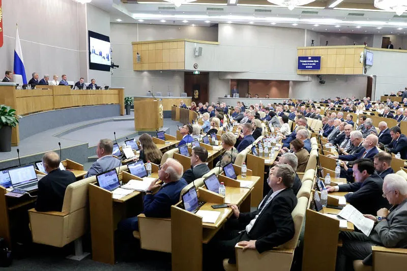 Госдума окончательно запретила россиянам искать экстремистские материалы в интернете