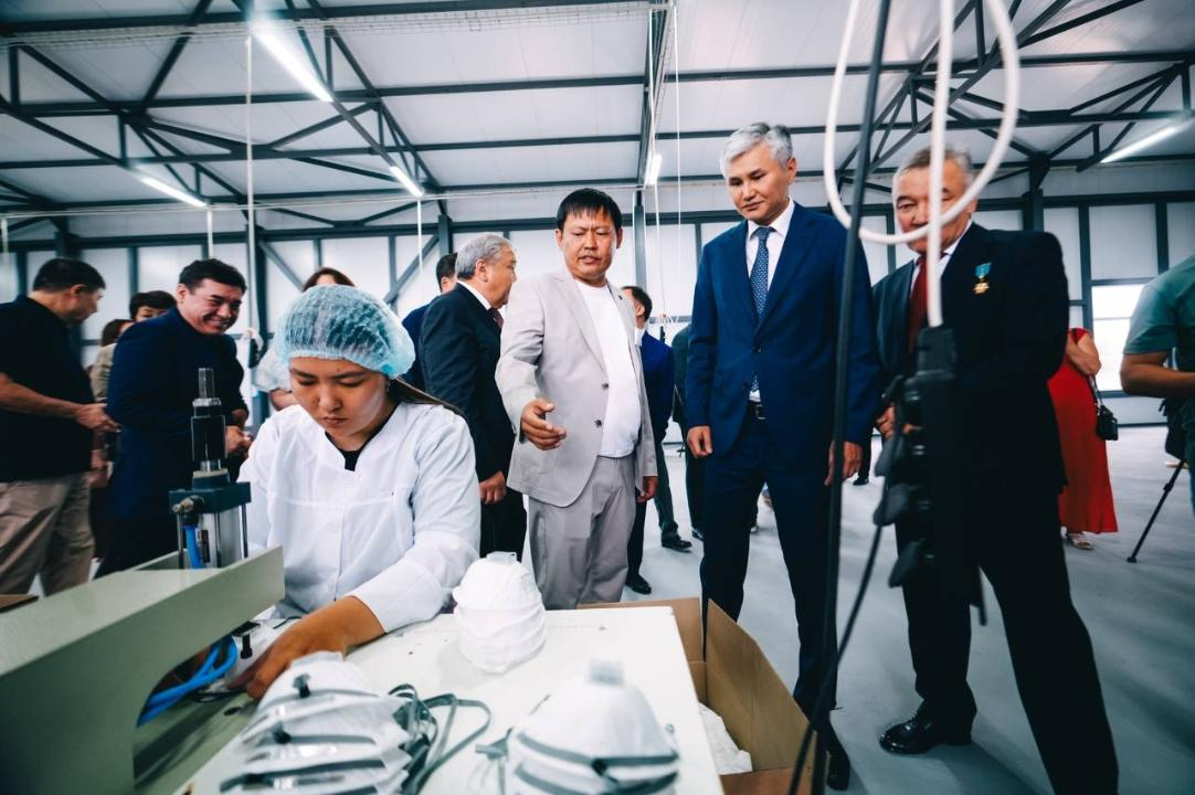 Завод по производству респираторов заработал в Казахстане