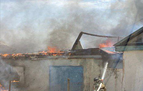 Гараж с баллонами загорелся в Кызылординской области