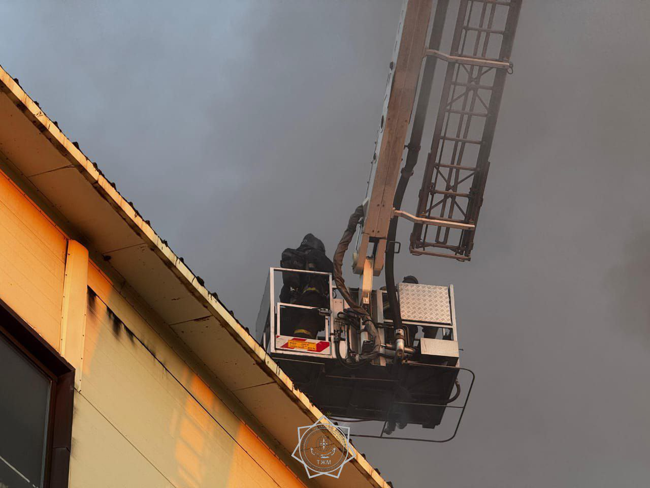 Пожар на столичном рынке "Шанхай": что известно к этому часу