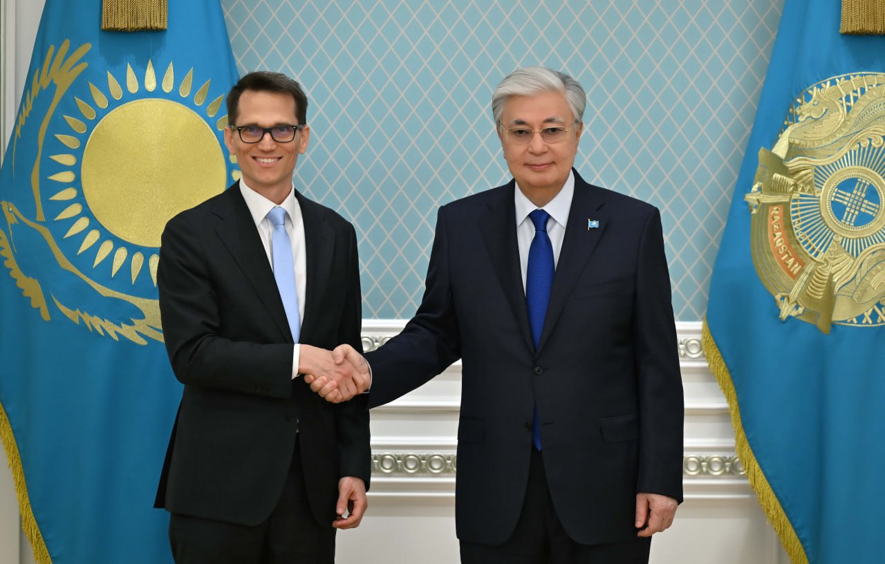 Глава государства принял председателя Совета управляющих Национального банка Швейцарии Мартина Шлегеля