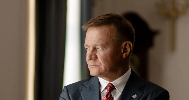 Уволенный министр транспорта России покончил с собой - СМИ