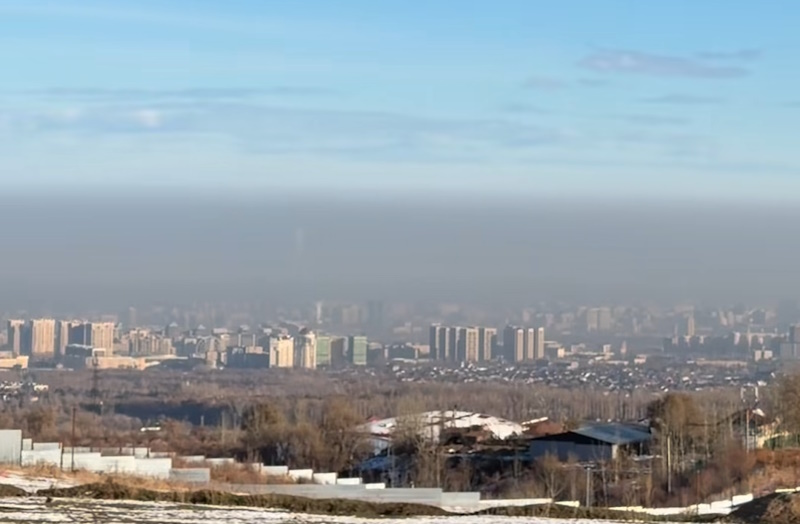 Жителям двух городов не стоит выходить на прогулки в воскресенье