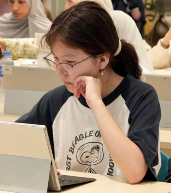 Ученица РФМШ получила официальное приглашение от Гонконгского университета образования