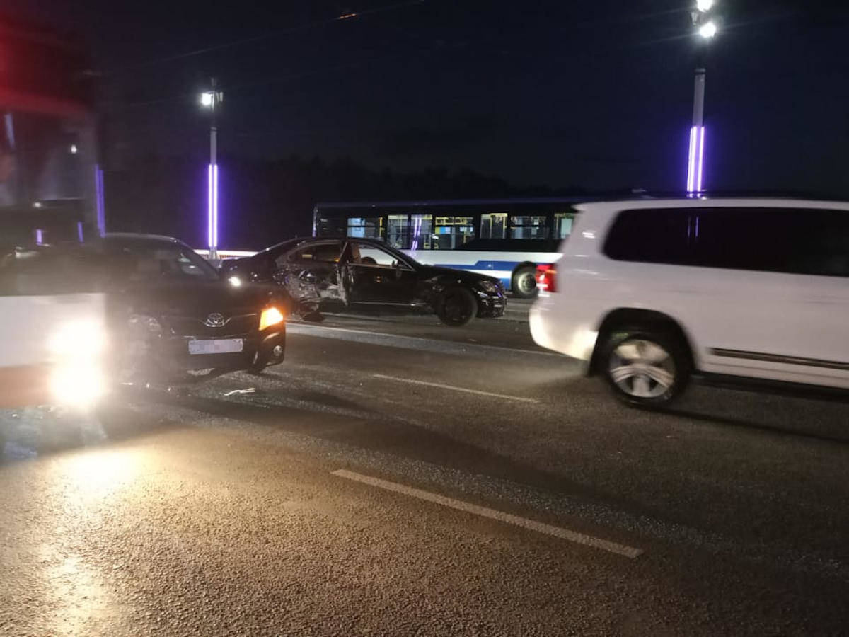 ДТП с участием трех транспортных средств случилось в Усть-Каменогорске