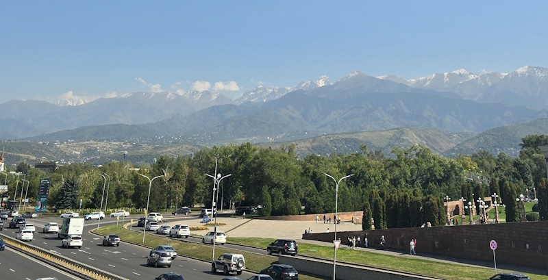 Проспект Аль-Фараби в Алматы не будет перекрыт перед учебным годом