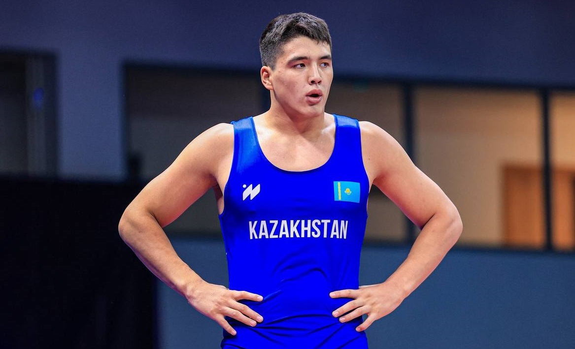 18-летний казахстанец стал чемпионом мира среди юниоров по вольной борьбе