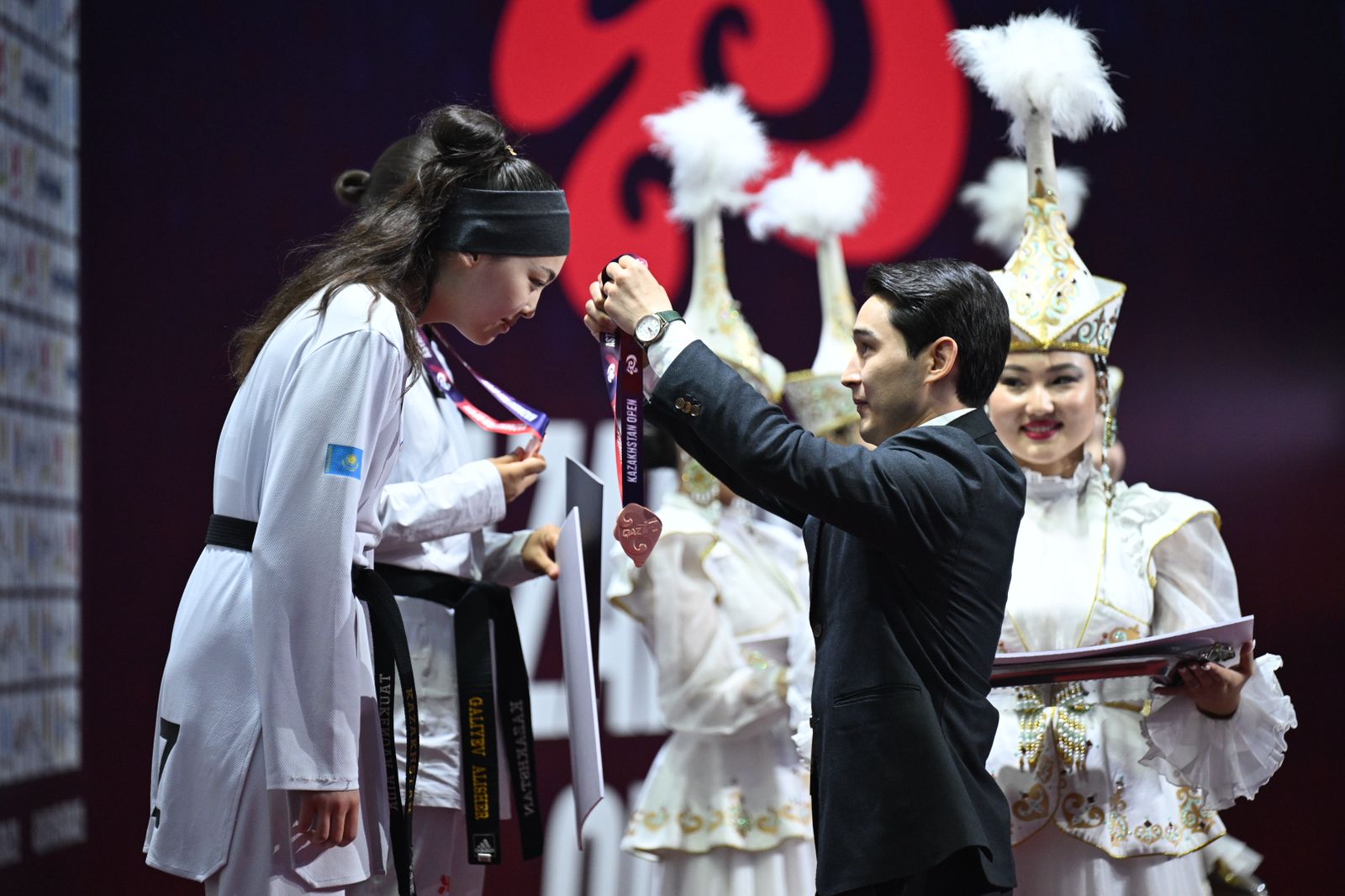 Казахстан разгромил всех в домашнем турнире по таеквондо