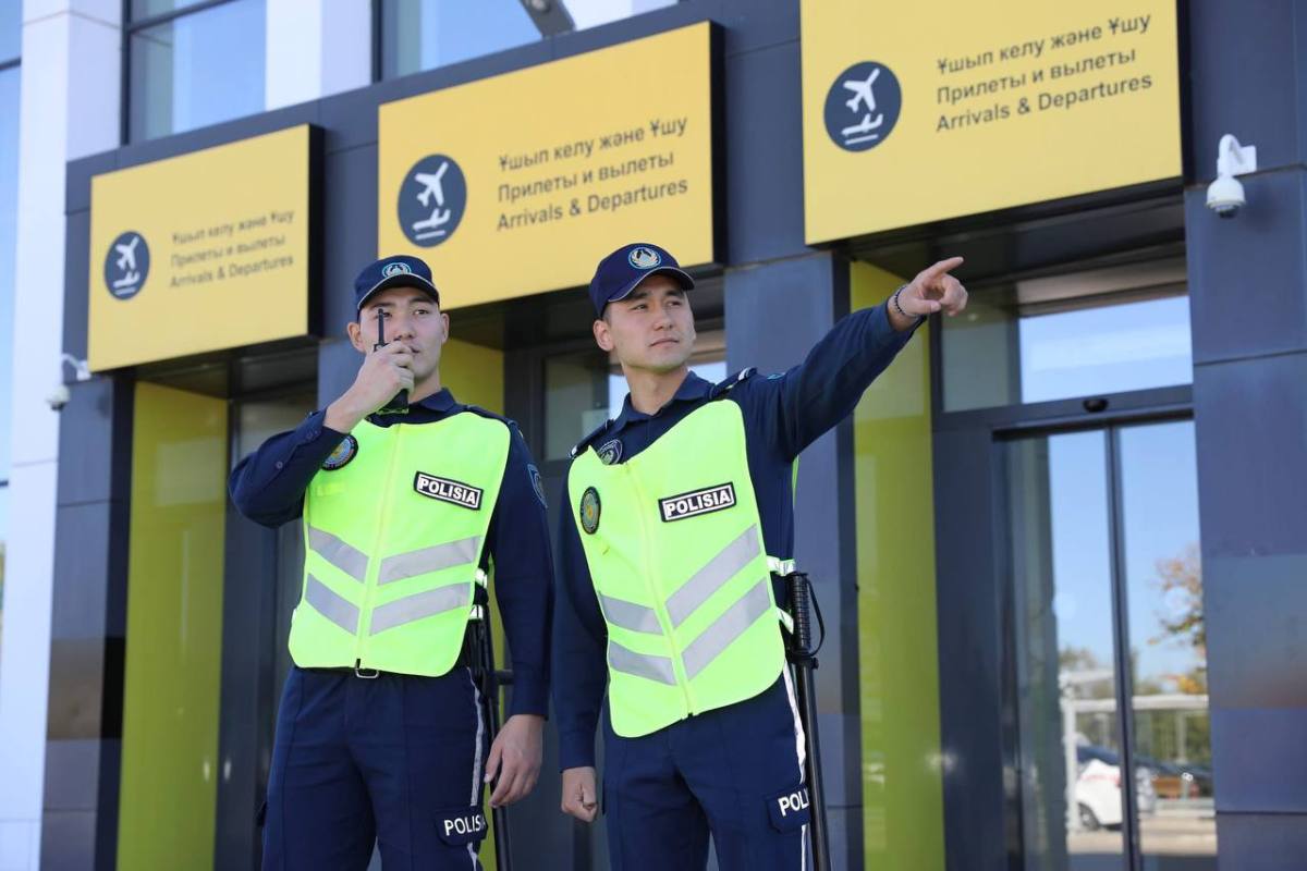 В Астане неадекватный пассажир снят с рейса