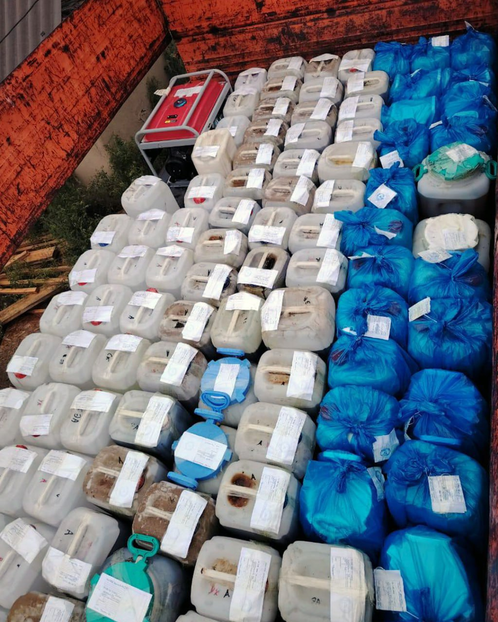 Нарколабораторию ликвидировали в ВКО