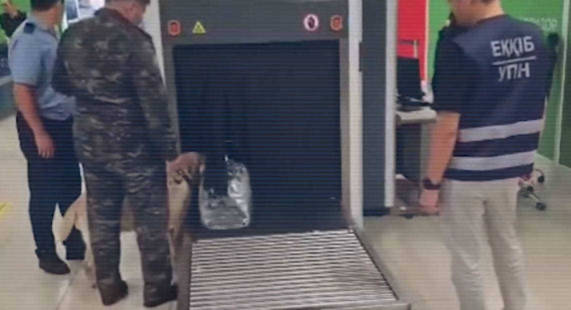 Посылку с наркотиками пытался привезти в Алматы из Таиланда турист